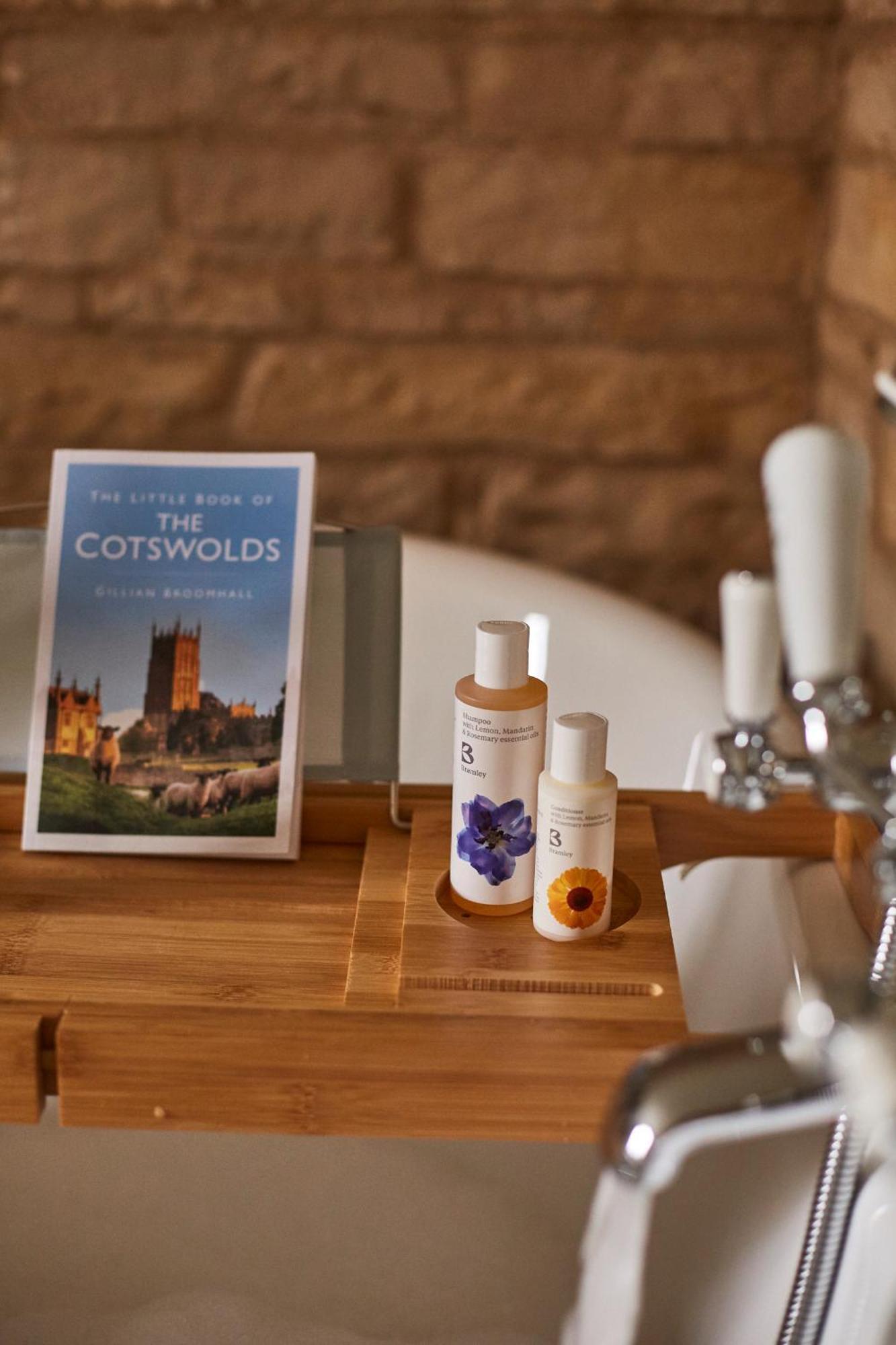 Wild Thyme & Honey - Cirencester-Cotswolds Exterior foto